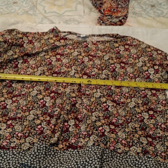 J Jill Amelia floral designed top With Polka Dot Hem extra large petite - Picture 7 of 10